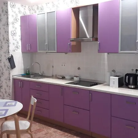 Апартаменты Независимости 168-2 Apartment